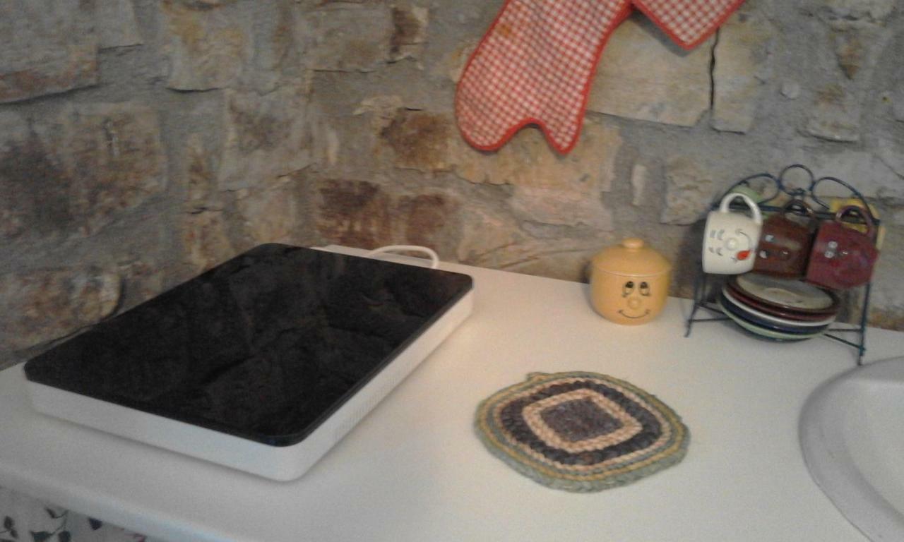 Poggio Delle Rondini Bed and Breakfast Bagnone Exteriör bild